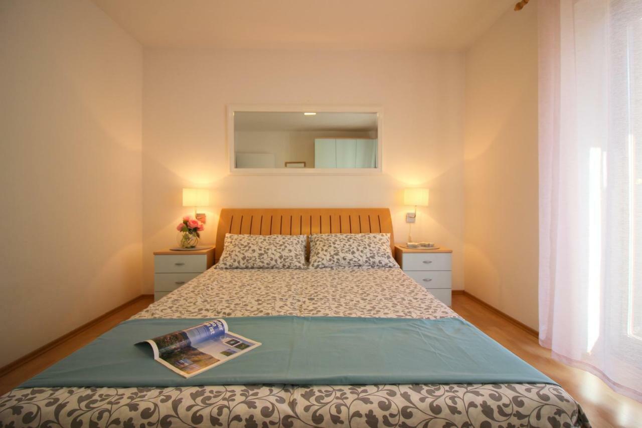 Apartments Sabina Poreč Exterior foto